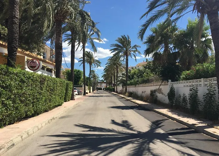 Casa Con Jardin En Ferienhaus