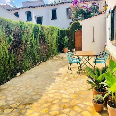 Casa Con Jardin En Tatil Evi Denia